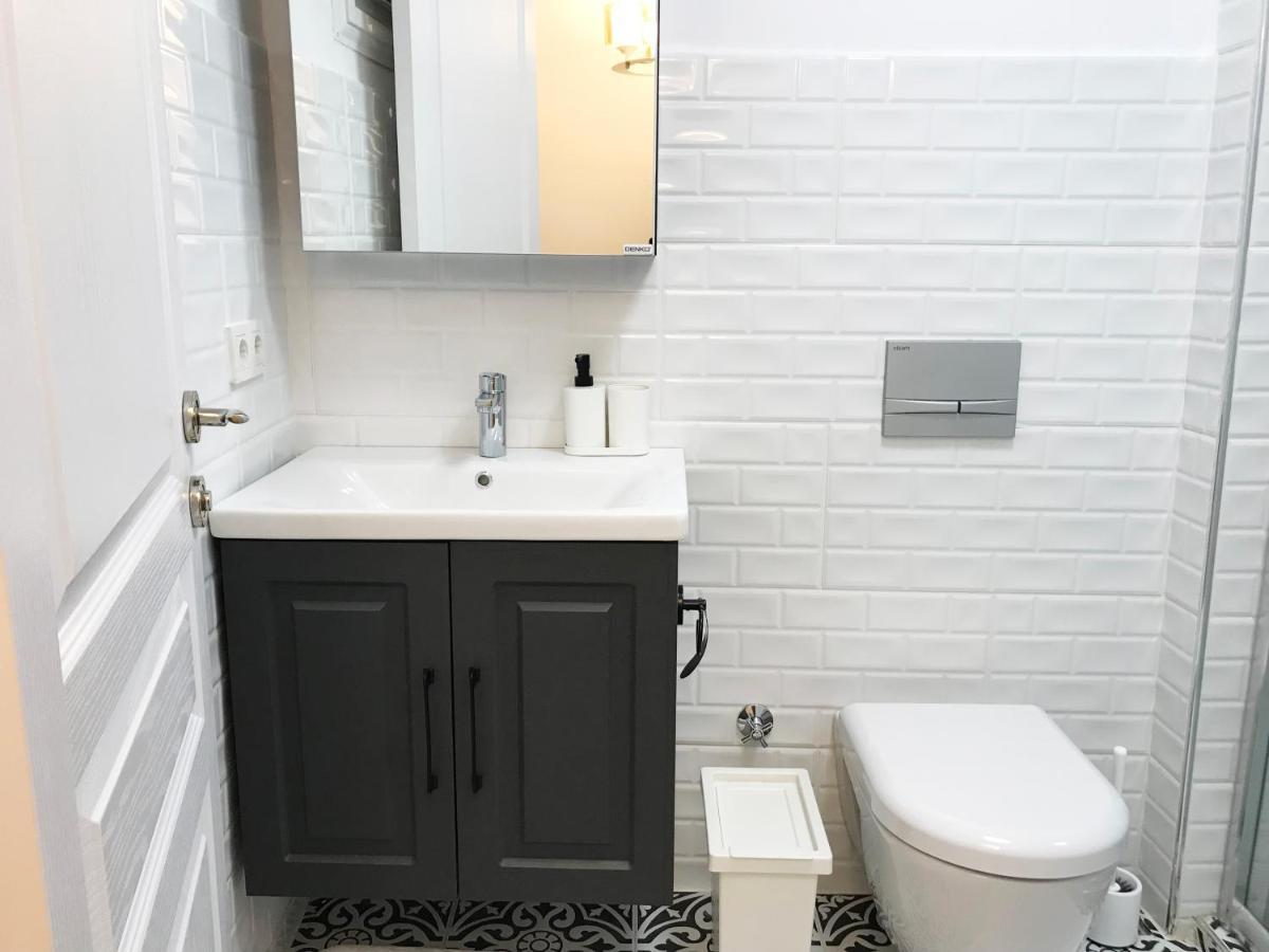My Fabulous Trendy In Taksim Square Apartment